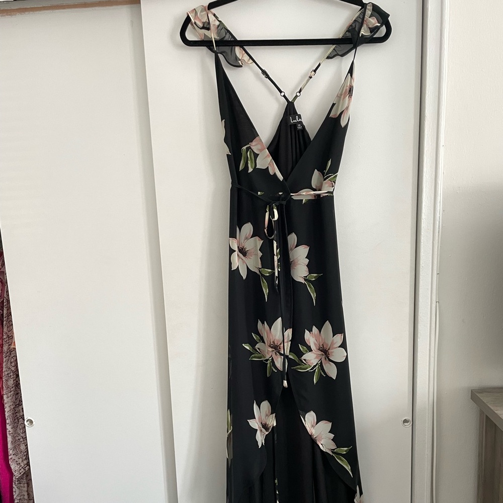 Lulu’s Floral wrap front black gown